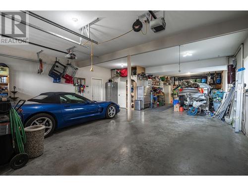 7551 Tronson Road, Vernon, BC - Indoor Photo Showing Garage