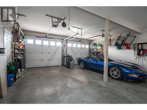 7551 Tronson Road, Vernon, BC - Indoor Photo Showing Garage