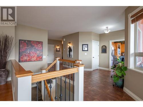 7551 Tronson Road, Vernon, BC - Indoor Photo Showing Other Room