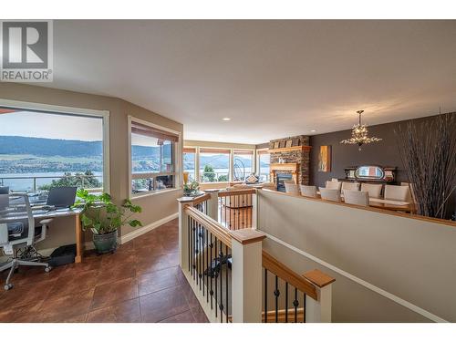 7551 Tronson Road, Vernon, BC - Indoor