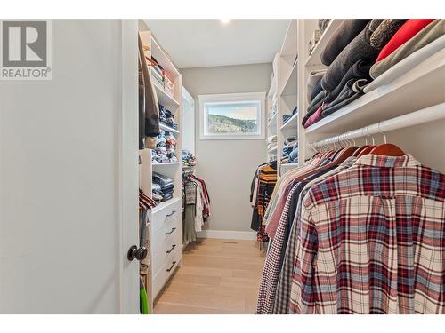 2699 Ridgemount Drive, West Kelowna, BC - Indoor With Storage