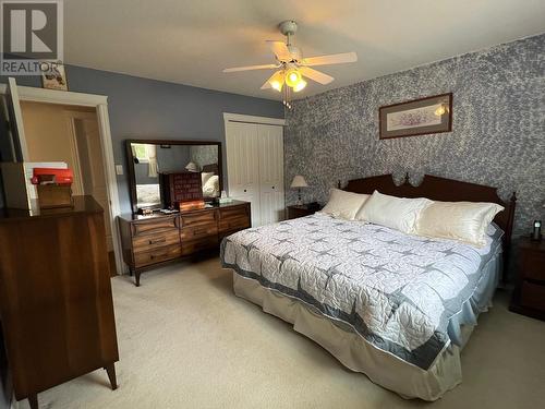 4941 4Th Avenue, Smithers, BC - Indoor Photo Showing Bedroom