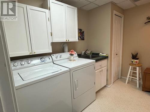 4941 4Th Avenue, Smithers, BC - Indoor Photo Showing Laundry Room