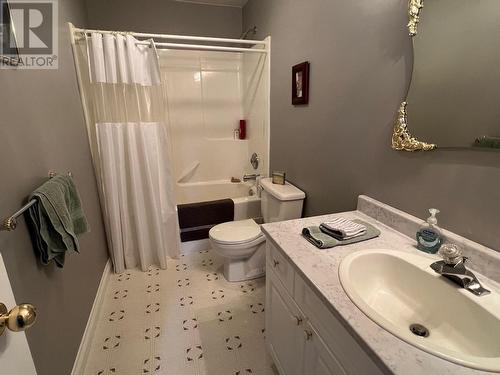 4941 4Th Avenue, Smithers, BC - Indoor Photo Showing Bathroom