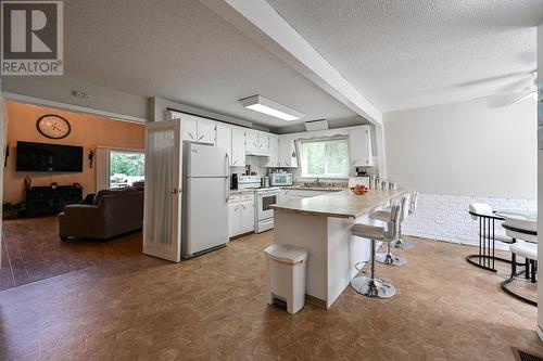 14495 E Shelley Road, Prince George, BC - Indoor Photo Showing Kitchen