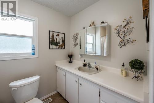 14495 E Shelley Road, Prince George, BC - Indoor Photo Showing Living Room