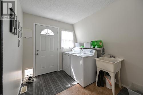 14495 E Shelley Road, Prince George, BC - Indoor Photo Showing Laundry Room