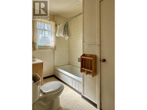 157 Mcconachie Creek Road, Fort Nelson, BC - Indoor Photo Showing Bathroom