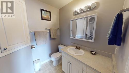 9812 90 Street, Fort St. John, BC - Indoor Photo Showing Bathroom