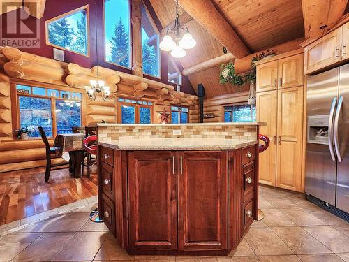 11885 Muralt Road, Prince George, BC - Indoor Photo Showing Kitchen