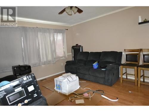 A & B 144 Cameron Street, Williams Lake, BC - Indoor Photo Showing Living Room