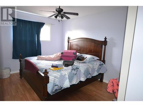 A & B 144 Cameron Street, Williams Lake, BC - Indoor Photo Showing Bedroom