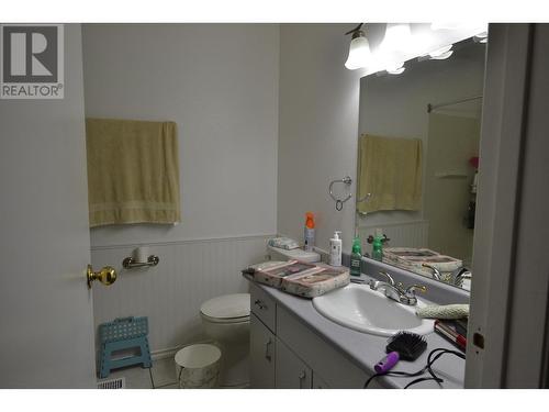 A & B 144 Cameron Street, Williams Lake, BC - Indoor Photo Showing Bathroom