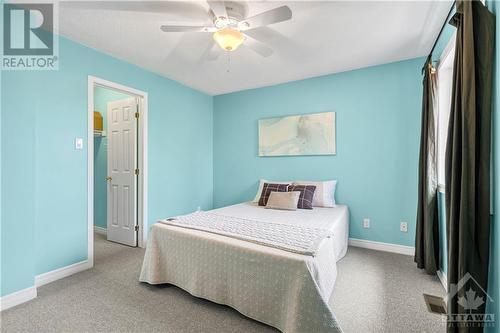 16 Halkirk Avenue, Ottawa, ON - Indoor Photo Showing Bedroom