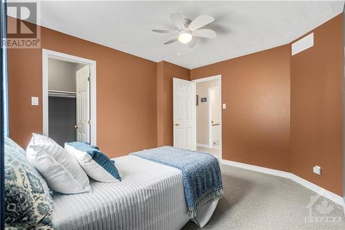 16 Halkirk Avenue, Ottawa, ON - Indoor Photo Showing Bedroom