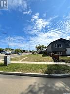 102 M AVENUE S  Saskatoon, SK S7M 2K2