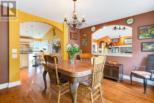 3316 Ridge Boulevard, West Kelowna, BC - Indoor Photo Showing Dining Room