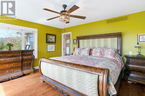 3316 Ridge Boulevard, West Kelowna, BC - Indoor Photo Showing Bedroom