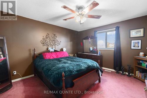 7 Faraday Gardens, Belleville, ON - Indoor Photo Showing Bedroom