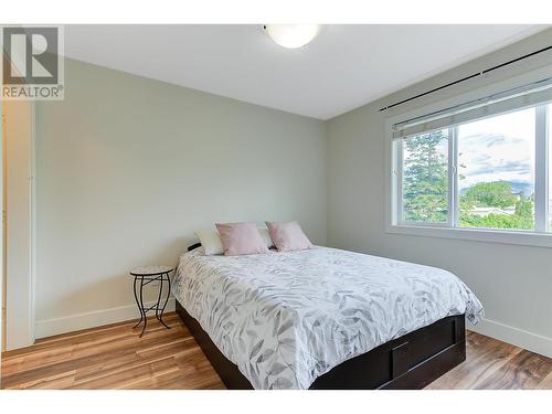 847 Rose Avenue, Kelowna, BC - Indoor Photo Showing Bedroom