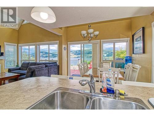 6859 Santiago Loop Lot# 121, Kelowna, BC - Indoor Photo Showing Kitchen With Double Sink