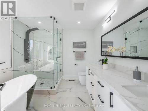 39 Commonwealth Avenue, Toronto (Kennedy Park), ON - Indoor Photo Showing Bathroom