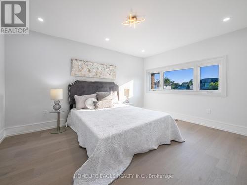 39 Commonwealth Avenue, Toronto (Kennedy Park), ON - Indoor Photo Showing Bedroom