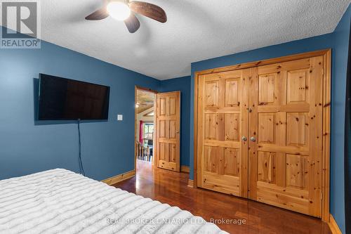 5 Severn River 406, Severn, ON - Indoor Photo Showing Bedroom