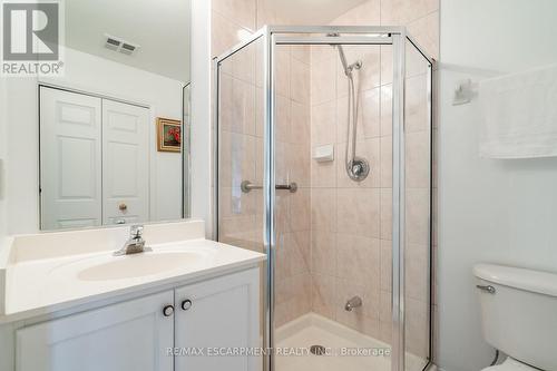 501 - 2085 Amherst Heights Drive, Burlington (Brant Hills), ON - Indoor Photo Showing Bathroom