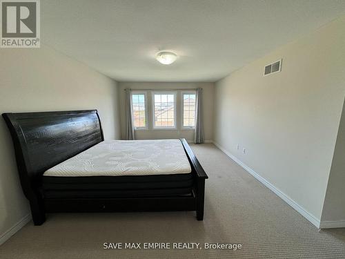 6313 Dores Drive, Niagara Falls, ON - Indoor Photo Showing Bedroom