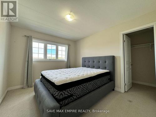 6313 Dores Drive, Niagara Falls, ON - Indoor Photo Showing Bedroom