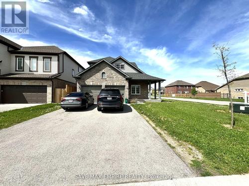 6313 Dores Drive, Niagara Falls, ON - Outdoor With Facade