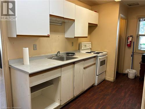 124 King Street N Unit# 5A, Waterloo, ON - Indoor Photo Showing Kitchen