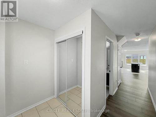 8150 Buckeye Crescent, Niagara Falls, ON - Indoor Photo Showing Other Room