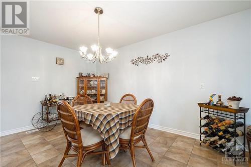 1530 Beaconfield Street, Ottawa, ON - Indoor Photo Showing Dining Room