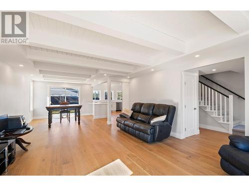 3960 June Springs Road Lot# 2, Kelowna, BC - Indoor Photo Showing Living Room