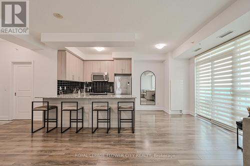 803 - 55 Yorkland Boulevard, Brampton (Goreway Drive Corridor), ON - Indoor Photo Showing Kitchen