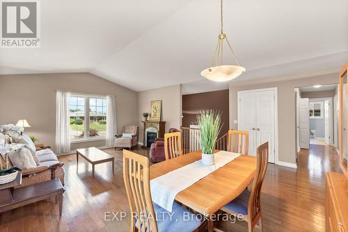 1817 Four Mile Creek Road, Niagara-On-The-Lake, ON - Indoor Photo Showing Dining Room