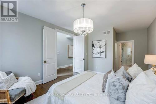 26 Olde School Court, St. Catharines, ON - Indoor Photo Showing Bedroom