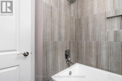 290 Westmount Avenue, Toronto (Oakwood Village), ON - Indoor Photo Showing Bathroom