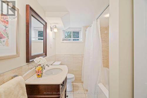 169 Clarence Street, Vaughan (West Woodbridge), ON - Indoor Photo Showing Bathroom