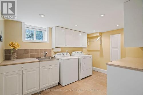 169 Clarence Street, Vaughan (West Woodbridge), ON - Indoor Photo Showing Laundry Room