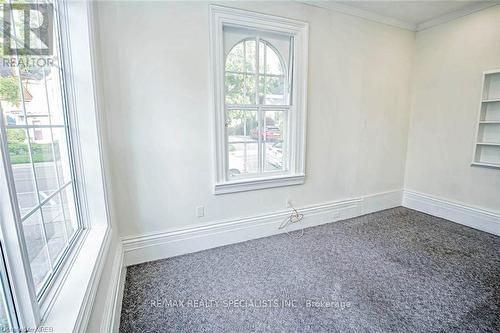 1441 Ontario Street, Burlington (Brant), ON - Indoor Photo Showing Other Room