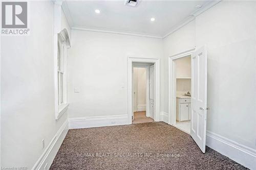 1441 Ontario Street, Burlington, ON - Indoor Photo Showing Other Room