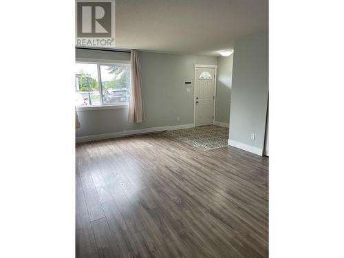 2 1012 E Central Street, Prince George, BC - Indoor Photo Showing Kitchen With Double Sink