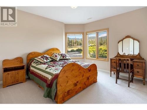 3076 Quail Crescent, Kelowna, BC - Indoor Photo Showing Bedroom