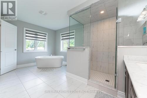 124 Drexler Avenue, Guelph/Eramosa (Rockwood), ON - Indoor Photo Showing Bathroom