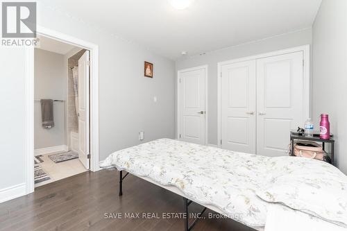 124 Drexler Avenue, Guelph/Eramosa (Rockwood), ON - Indoor Photo Showing Bedroom