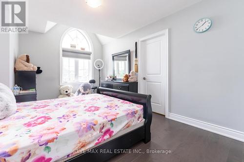 124 Drexler Avenue, Guelph/Eramosa (Rockwood), ON - Indoor Photo Showing Bedroom