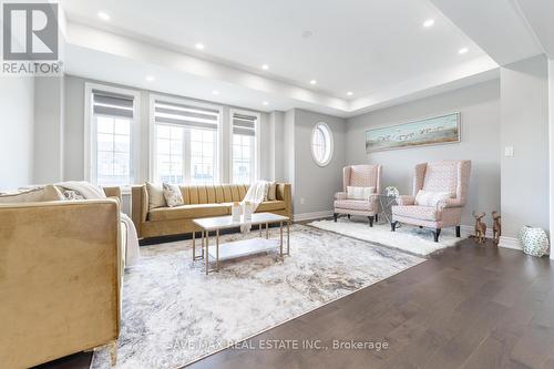 124 Drexler Avenue, Guelph/Eramosa (Rockwood), ON - Indoor Photo Showing Living Room